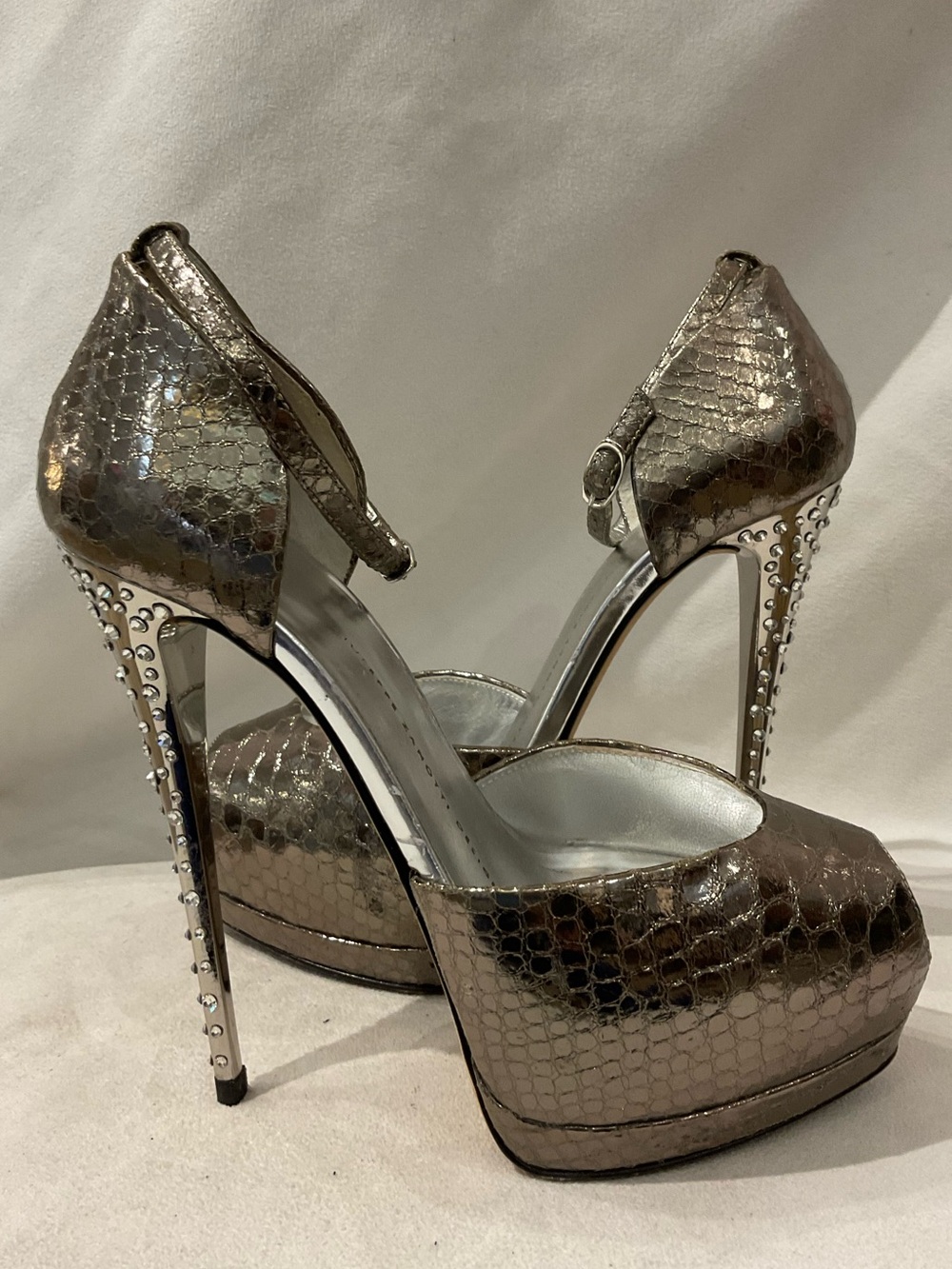 Giuseppe Zanotti Pumps